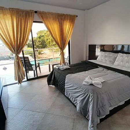 Katara Boutique Hotel Марикита Екстериор снимка