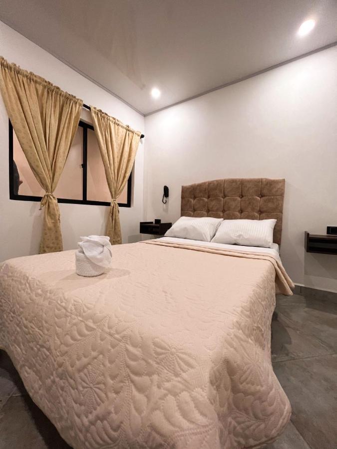 Katara Boutique Hotel Марикита Екстериор снимка