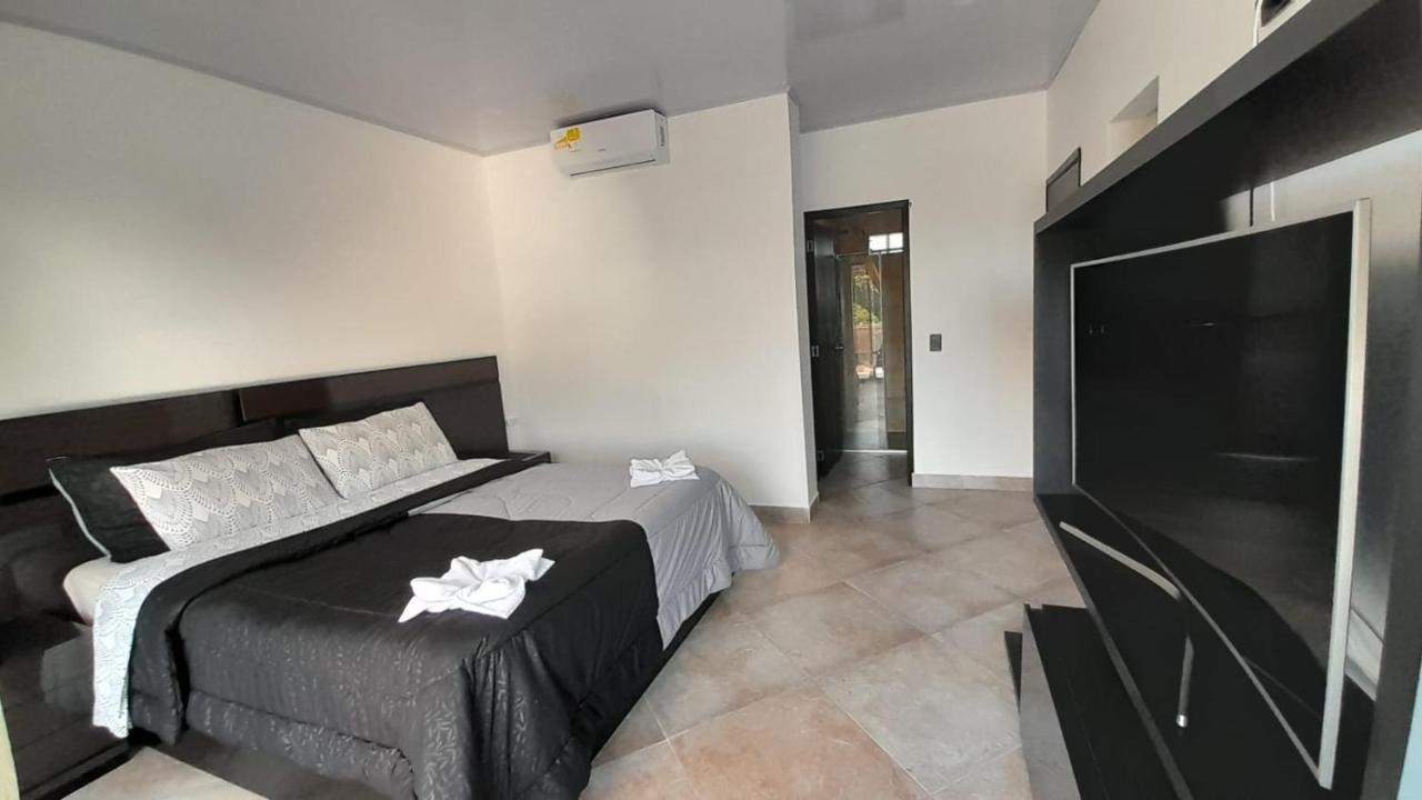 Katara Boutique Hotel Марикита Екстериор снимка