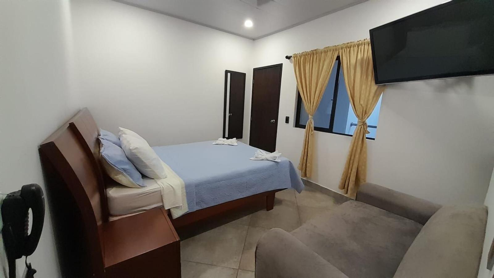 Katara Boutique Hotel Марикита Екстериор снимка