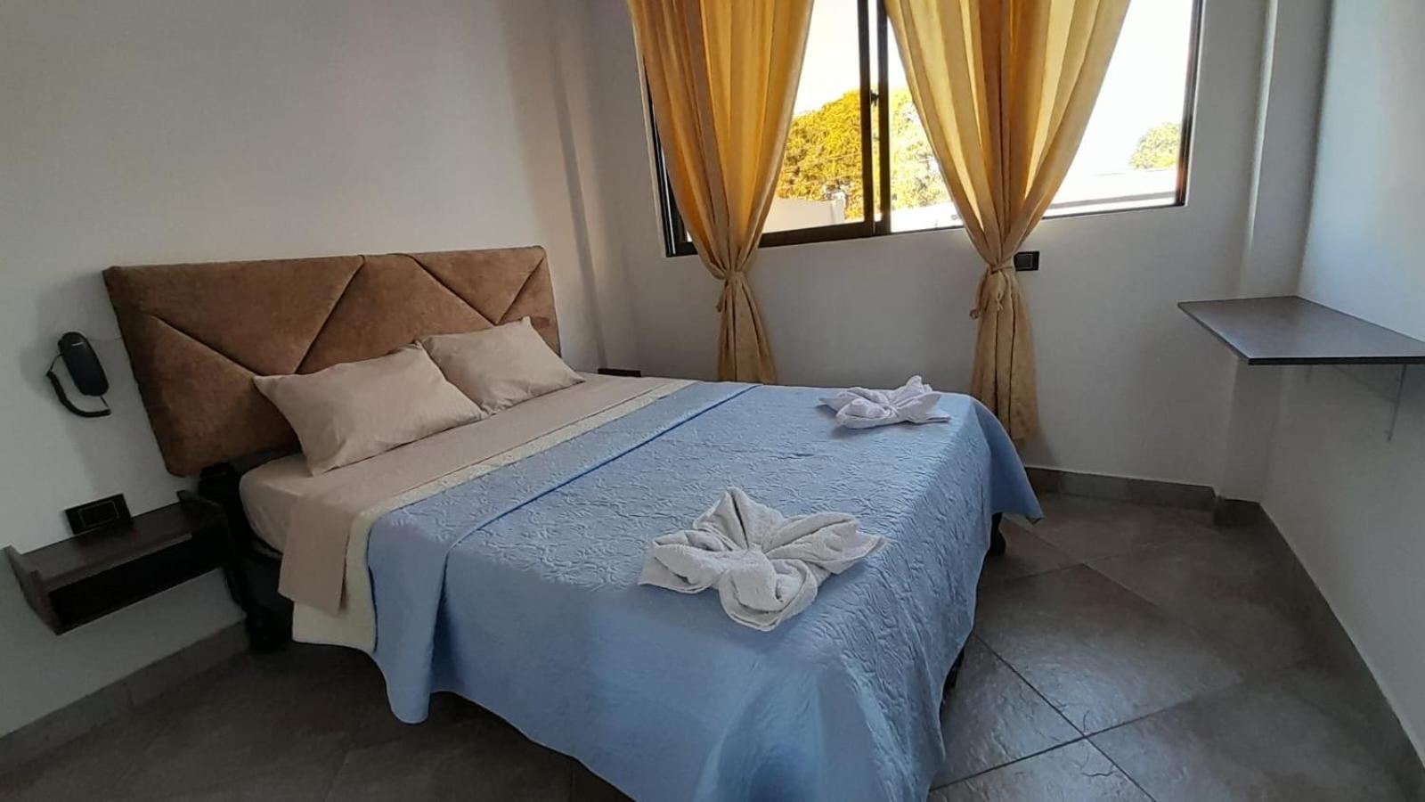 Katara Boutique Hotel Марикита Екстериор снимка